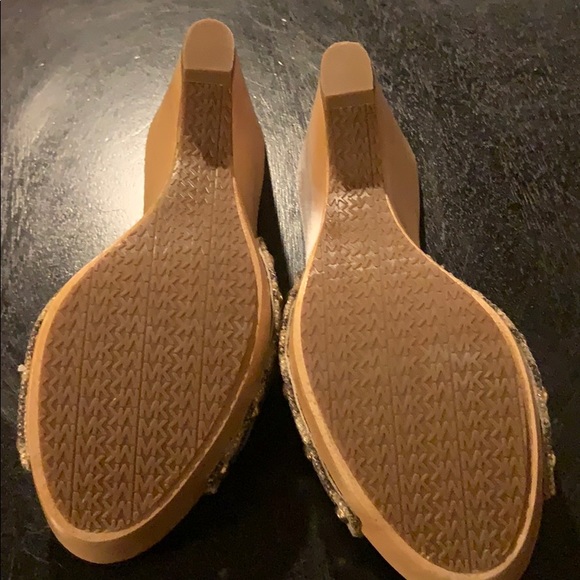 SOLD Michael Kors Easton Mule Tiger gold - Picture 3 of 4